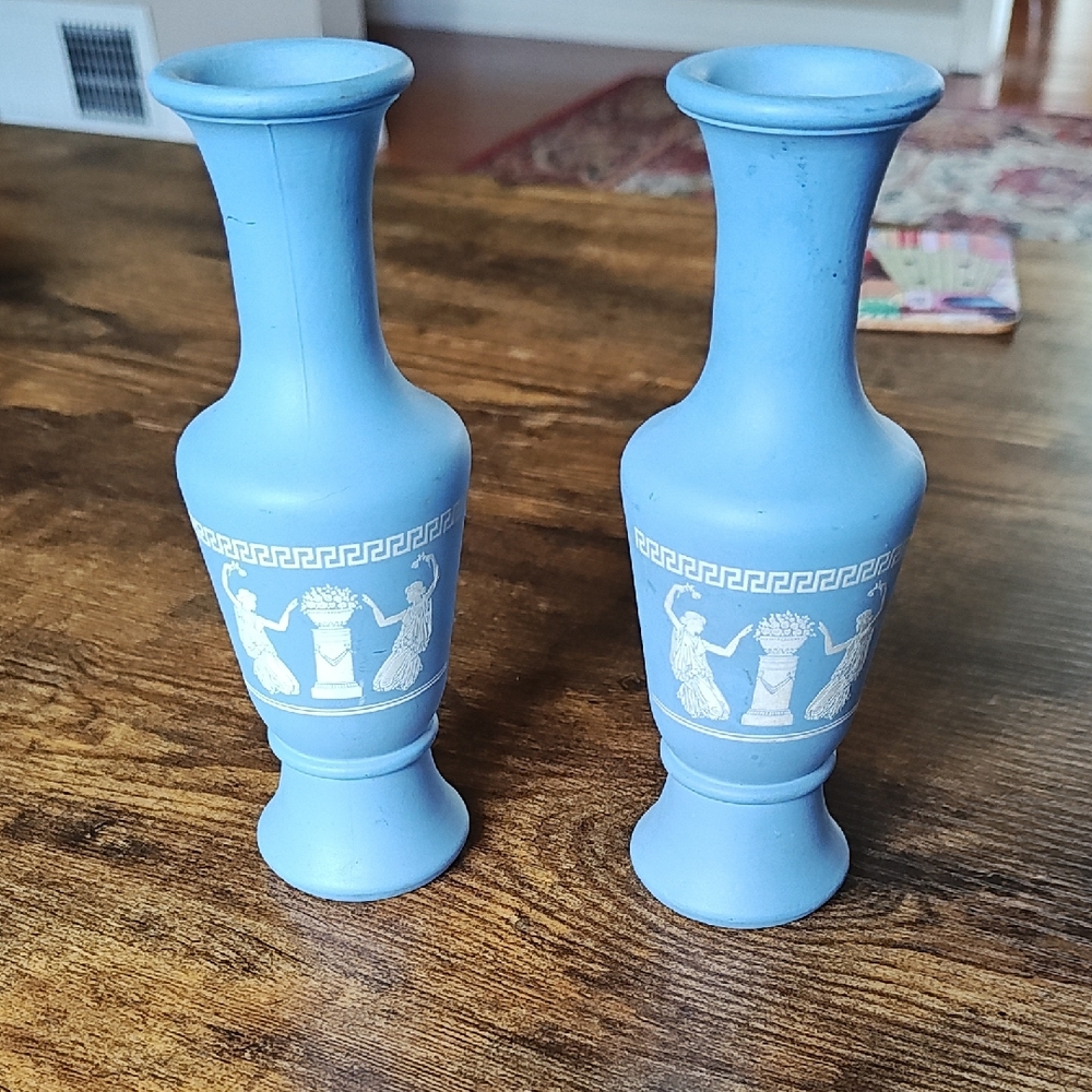 Wedgewood Avon bud vases